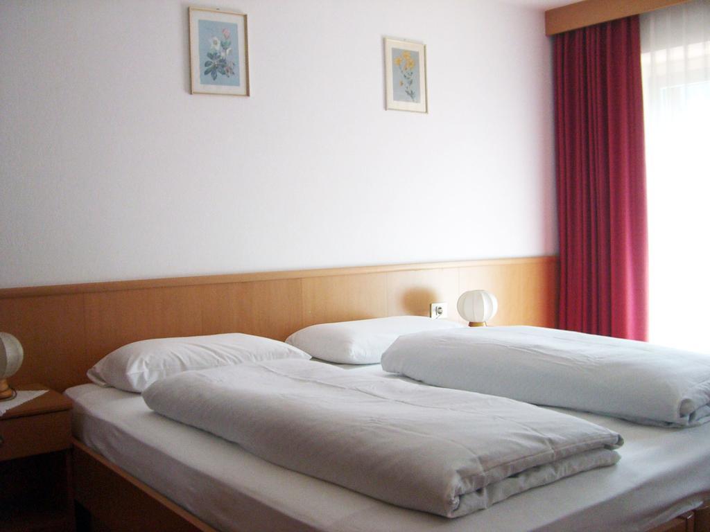 Hotel Olympia Selva di Val Gardena Room photo